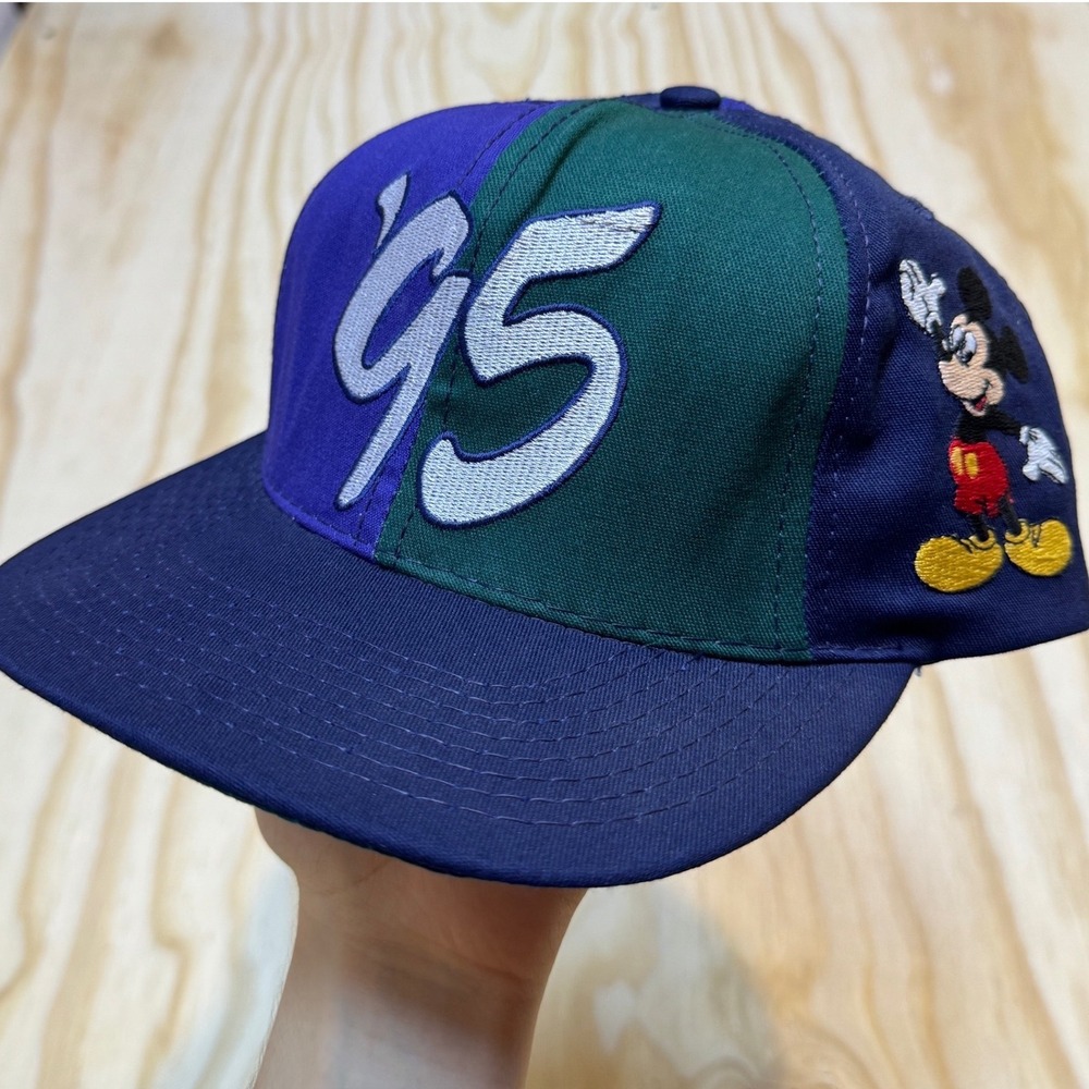 Disney Unisex Mickey Mouse '95 Snapback Hat Multi Color Vintage Cap OSFM